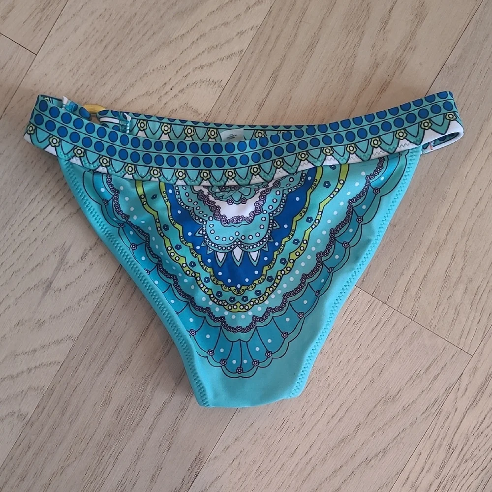 Blue and Green Patterned Bikini Set (size M)
